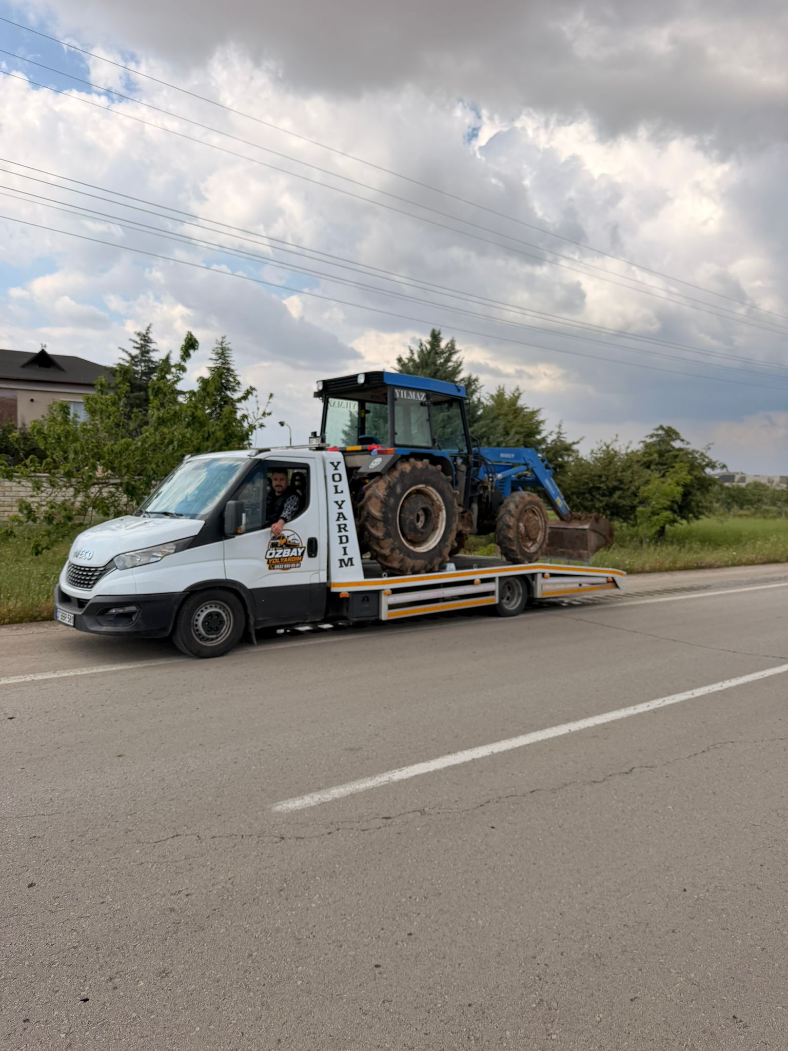 Şahinbey ve Şehitkamil çevresinde traktör taşıyan çekici